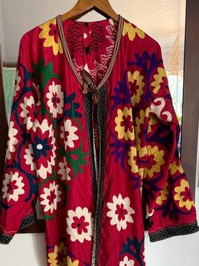 Vintage Suzani Kimono with     Vibrant Floral Embroidered
